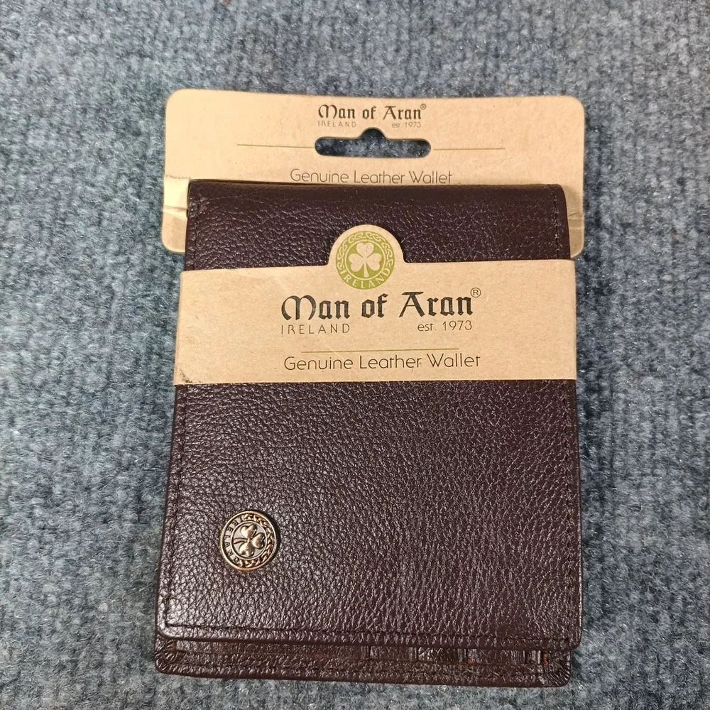 Man of Aran Bifold Wallet Mens Brown Genuine Leather Celtic Shamrock Ireland